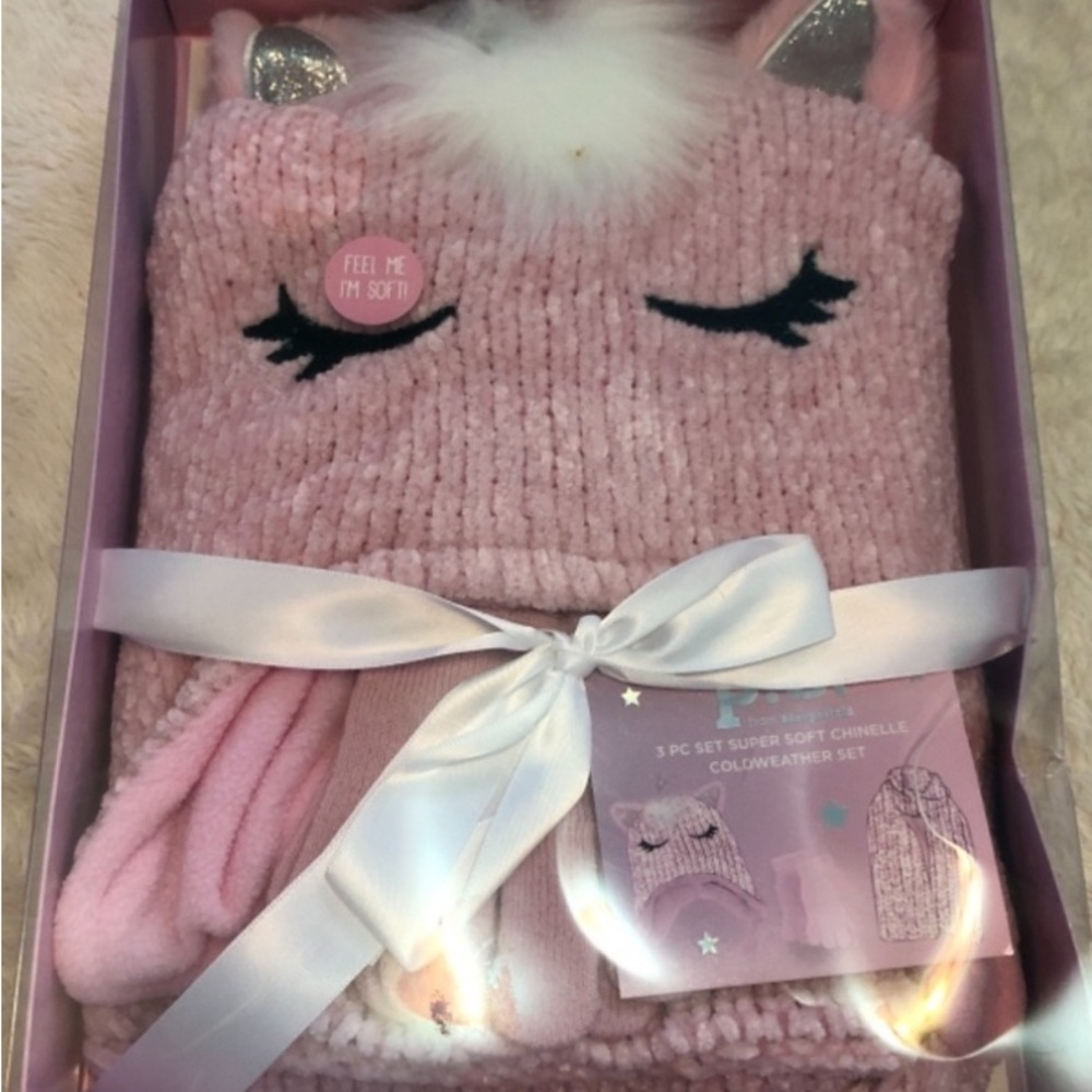 New 3pc Warm Soft Unicorn Pink Chinelle Winter Set: Hat, Scarf, Gloves, Girls